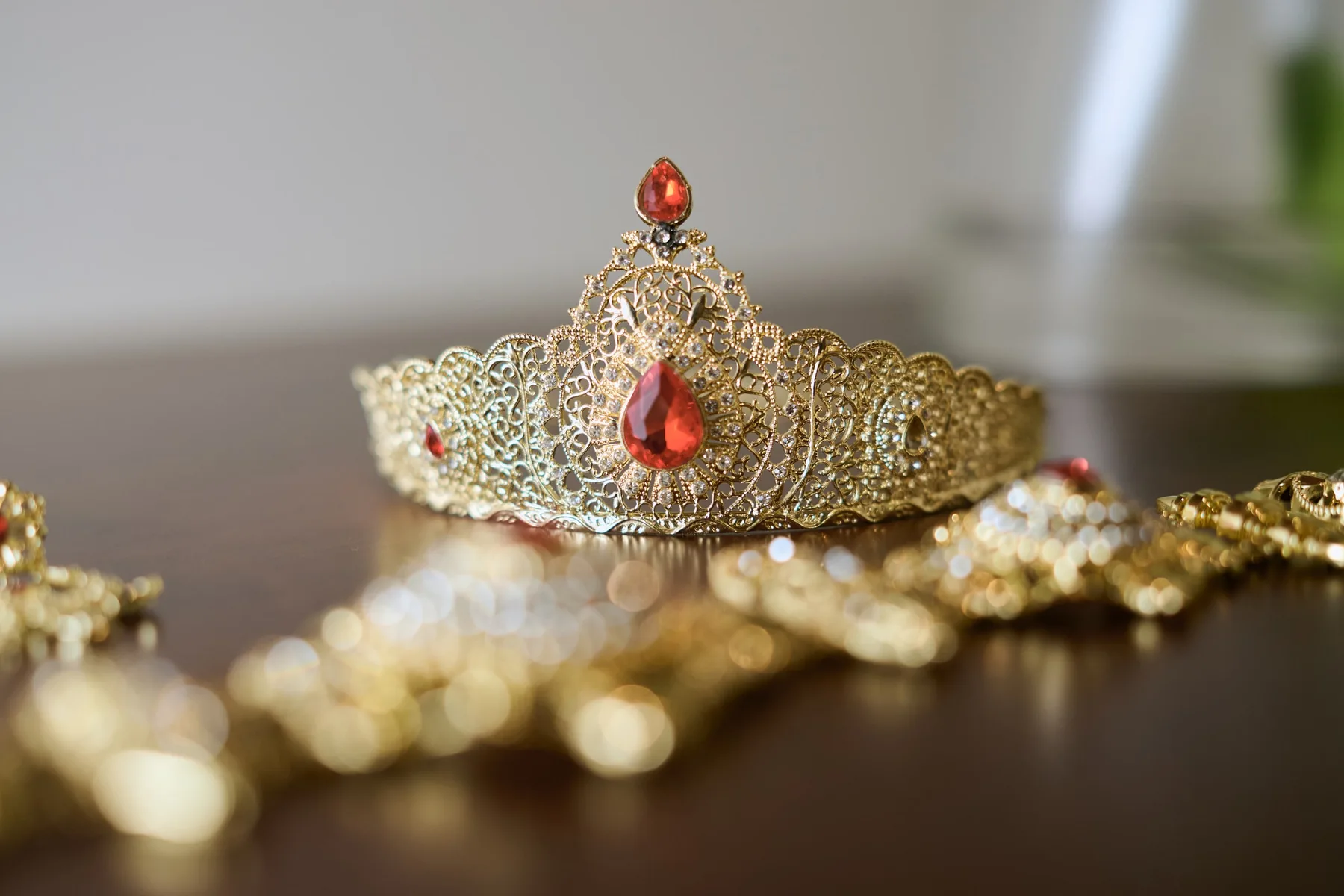 The bride's traditional crown