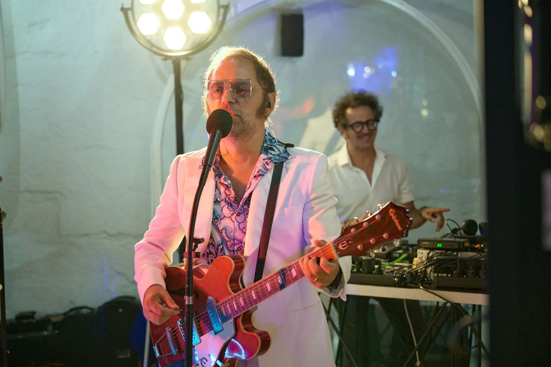 Musicisti dal vivo durante la serata a Masseria Conte