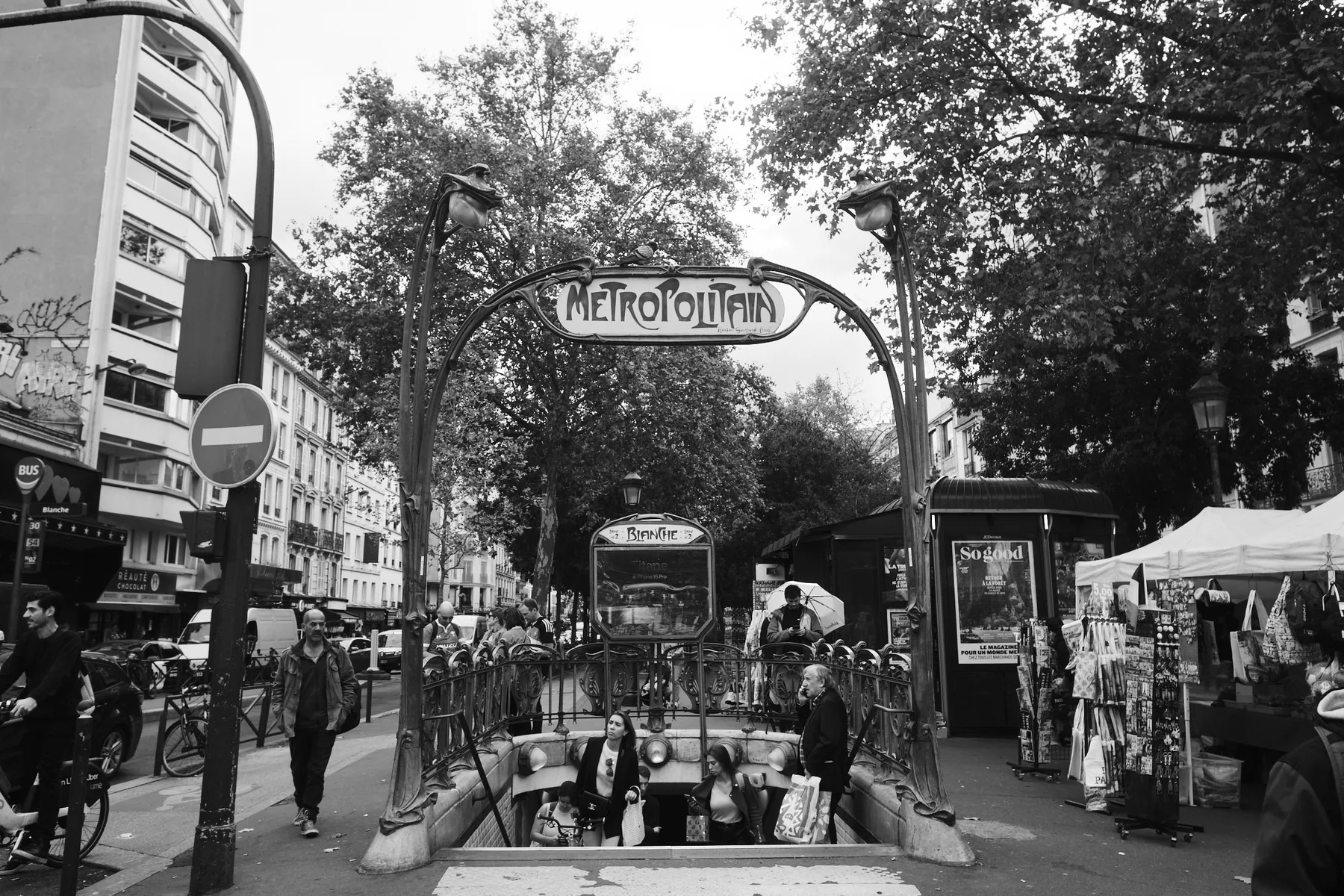 Un ingresso Art Nouveau del métro di Parigi